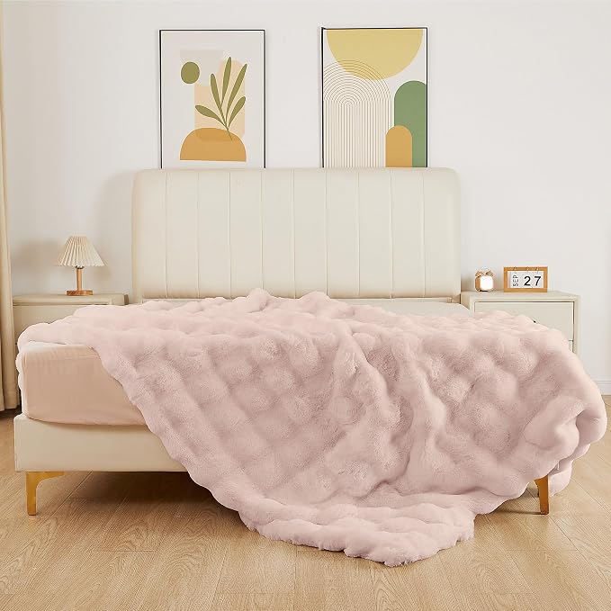 ORINOVA Pink Faux Fuzzy Fur King Size Throw Blanket 90x108 Cozy Furry Throw Rabbit Fur Blanket for Bed Soft Fluffy Blanket King for Living Room Bedroom Home Gifts 1000 GSM