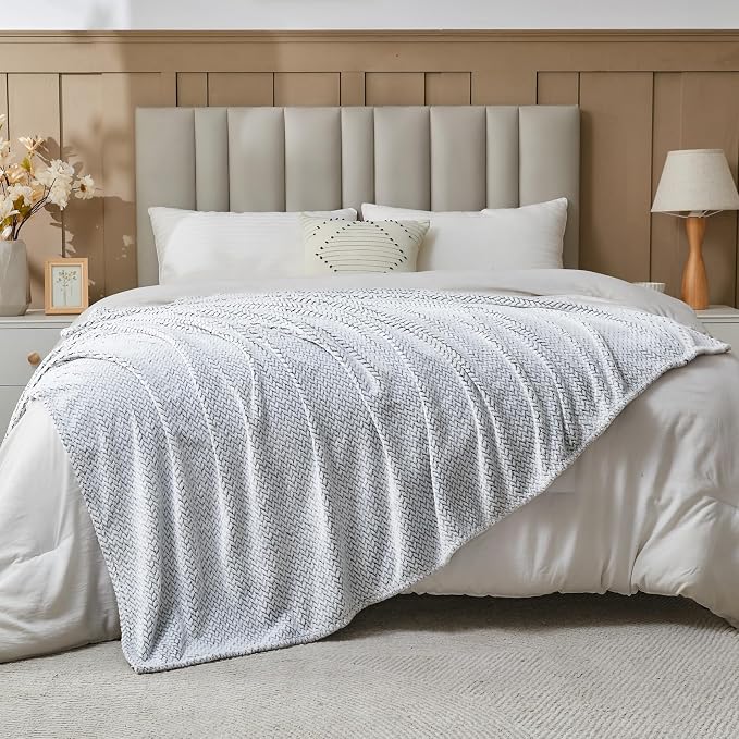 NEWCOSPLAY Fleece Leaves Pattern Queen Blanket, Frosty Dark Grey, 90"x90" | Super Soft Throw Blanket, Lightweight Cozy Bed Sofa Blanket, Premium Silky Flannel Fleece, Travel Blanket for All Season Use