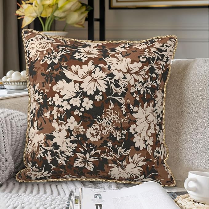 Vintage Brown Cream Floral Velvet Pillow Covers 20x20 Inch Tapestry Neutral Flowers Throw Pillows for Couch Cushion Covers Pillowcase Boho Farmhouse Pillow Cases for Sofa Bed Bedroom