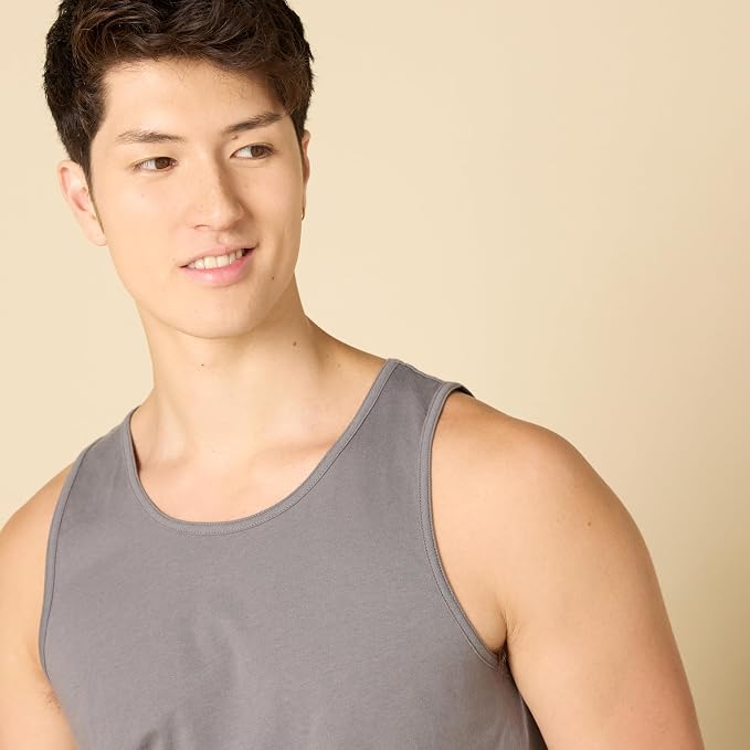 Amazon Essentials Men's Active Quick Dry Tech Stretch Moisture Wicking Lightweight Gym Tank Top
