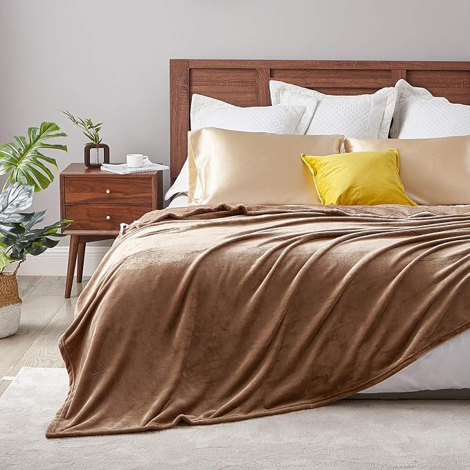 Hansleep Full Camel Fleece Blanket, Soft Flannel Bed Blanket | Fuzzy Cozy Blanket 84x90 Inches, Multi-use for Bed, Sofa, Couch, Travel, Camping, All Season Warm Lightweight Cover