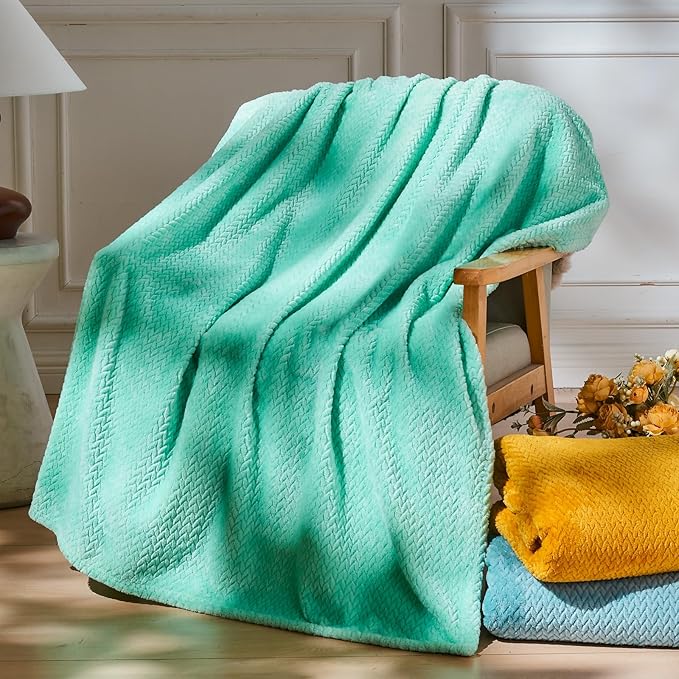 NEWCOSPLAY Fleece Leaves Pattern Queen Blanket, Aqua, 90"x90" | Super Soft Throw Blanket, Lightweight Cozy Bed Sofa Blanket, Premium Silky Flannel Fleece, Travel Blanket for All Season Use