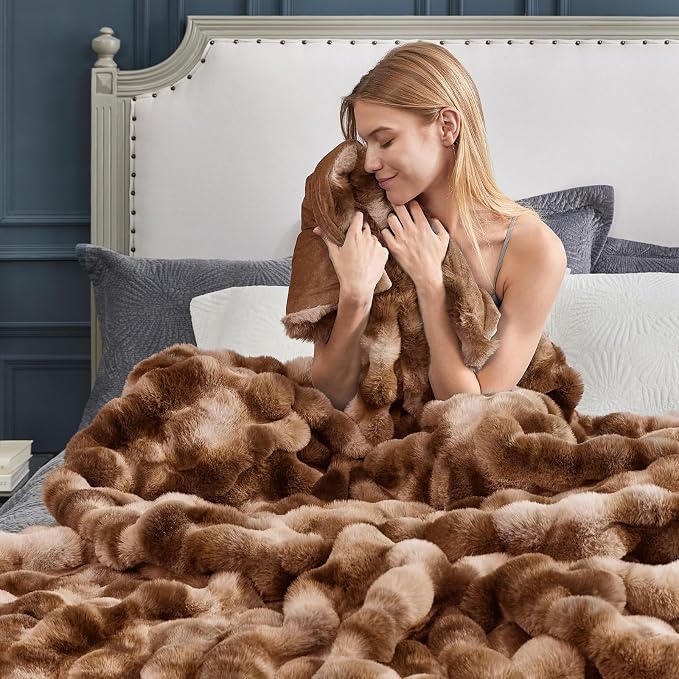 Cozy Bliss Faux Fur Throw Blanket for Couch, Fuzzy Soft Plush Thick Bubble Blanket for Sofa Bedroom Living Room, 60 * 80 Inches Tie Dye Brown