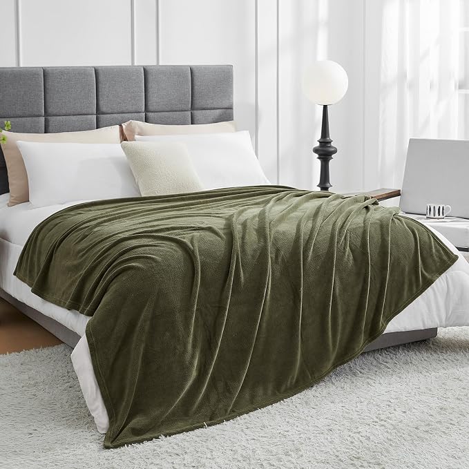 Hansleep Full Moss Green Fleece Blanket, Soft Flannel Bed Blanket | Fuzzy Cozy Blanket 84x90 Inches, Multi-use for Bed, Sofa, Couch, Travel, Camping, All Season Warm Lightweight Cover