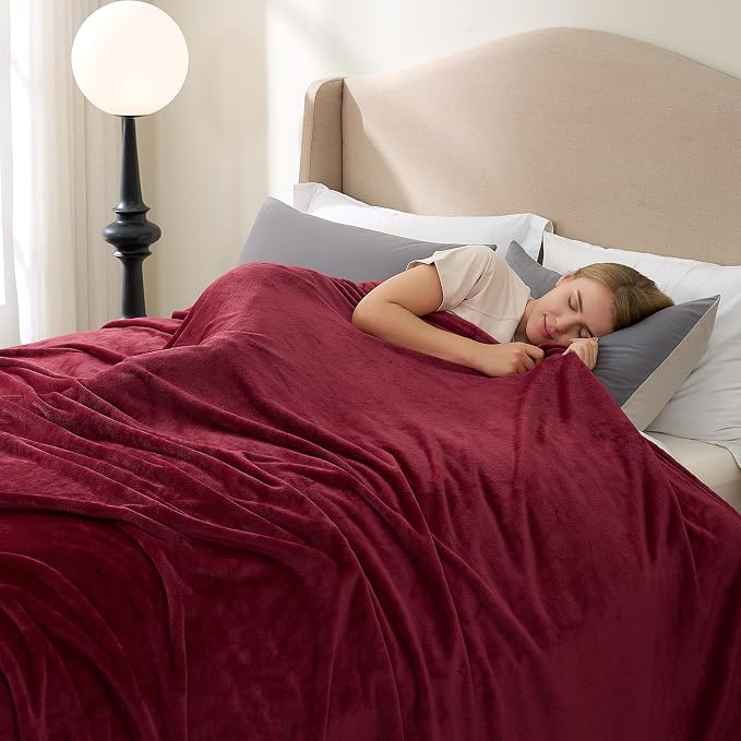 Hansleep Queen Burgundy Red Fleece Blanket, Soft Flannel Bed Blanket | Fuzzy Cozy Blanket 90x90 Inches, Multi-use for Bed, Sofa, Couch, Travel, Camping, All Season Warm Lightweight Cover