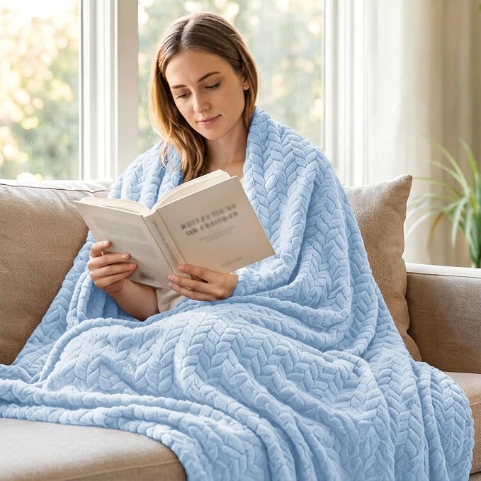 Exclusivo Mezcla Soft Fleece Bed Blanket Queen Size, 90”x90”, Light Blue | Cozy Fluffy Lightweight Blankets for Summer, Decorative Plush Flannel Throws for Living room, Bedroom with Leaves Pattern