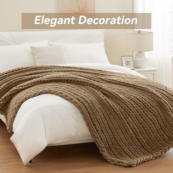 Negwoo Chunky Knit Throw Blanket, Knitted Throw Chenille Yarn, 30"*40" | Soft Thick Cable Knitted Blankets, Handmade Big Thick Blanket, Machine Washable Cute Comfy Blanket for Home Decor,Light brown