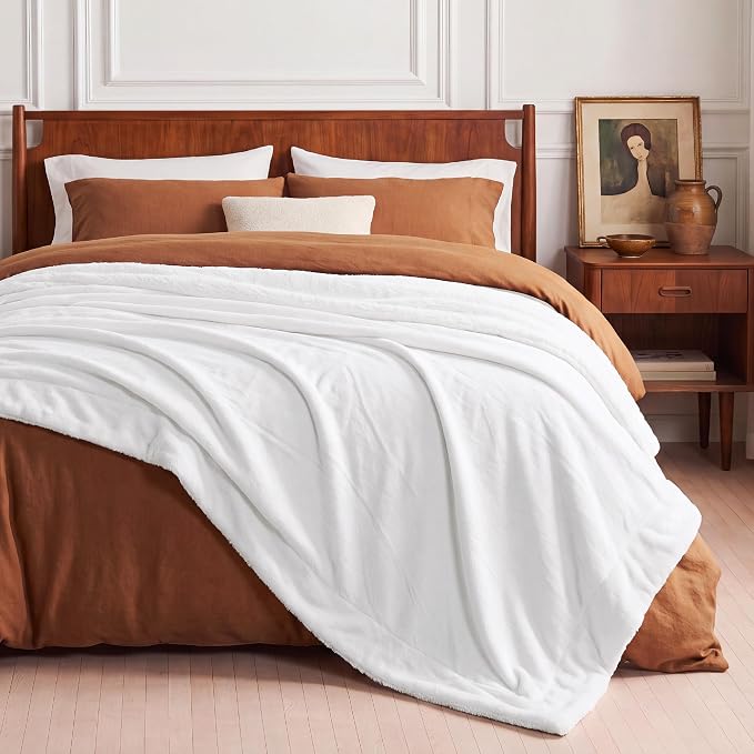 Bedsure GentleSoft Sherpa Fleece Blanket Queen Size for Bed, Non-Heated, Thick and Warm Throw for Women and Men, Soft Fuzzy Plush Queen Blanket for Winter, Bright White, 90x90 Inches