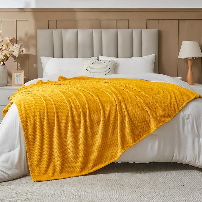 NEWCOSPLAY Fleece Leaves Pattern Queen Blanket, Mustard Yellow, 90"x90" | Super Soft Throw Blanket, Lightweight Cozy Bed Sofa Blanket, Premium Silky Flannel Fleece, Travel Blanket for All Season Use