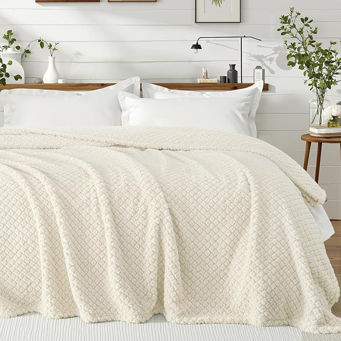 Exclusivo Mezcla Soft Fleece Queen Size Blanket for Bed, Ivory | Jacquard Lightweight Cozy Bed Blanket, Breathable Decorative Fuzzy Textured All Season Use, 90x90 Inches