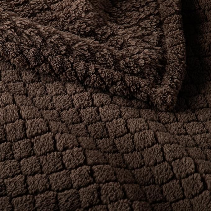 Exclusivo Mezcla Soft Fleece Queen Size Blanket for Bed, Coffee | Jacquard Lightweight Cozy Bed Blanket, Breathable Decorative Fuzzy Textured All Season Use, 90x90 Inches