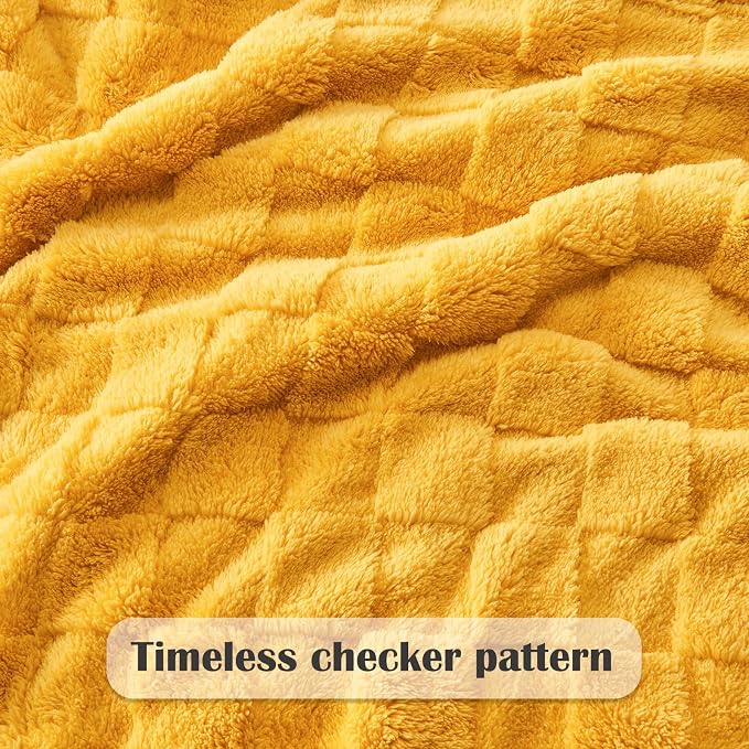 NEWCOSPLAY 3D Checkered Flannel Queen Blanket, Mustard Yellow, 90"x90" | Super Soft Cute Lightweight Decorative Premium Silky Fleece Blanket for Couch Sofa Bed, Gift for Women Men, All Season Use