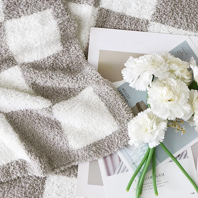 Soft Checkered Throw Blanket for Couch-Cozy Warm Knitted Blankets | Lightweight Warm Fluffy Decor for Women, Mom, Her & Girls, Sofa, Chair, Bed, 50x70in,Light Grey