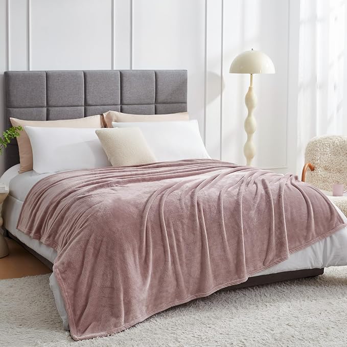 Hansleep Full Pink Fleece Blanket, Soft Flannel Bed Blanket | Fuzzy Cozy Blanket 84x90 Inches, Multi-use for Bed, Sofa, Couch, Travel, Camping, All Season Warm Lightweight Cover