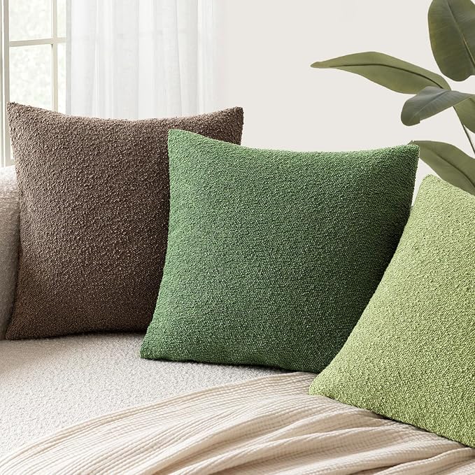 Foindtower Pack of 2 Textured Boucle Throw Pillow Covers Accent Solid Pillow Cases Cozy Soft Decorative Couch Cushion Case for Couch Chair Sofa Bedroom Living Room Home Decor 18x18 Inch Forest Green