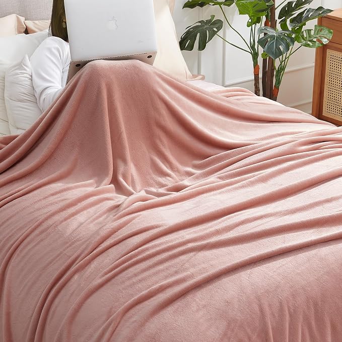 Hansleep Throw Dusty Pink Fleece Blanket, Soft Flannel Bed Blanket | Fuzzy Cozy Blanket 50x60 Inches, Multi-use for Bed, Sofa, Couch, Travel, Camping, All Season Warm Lightweight Cover