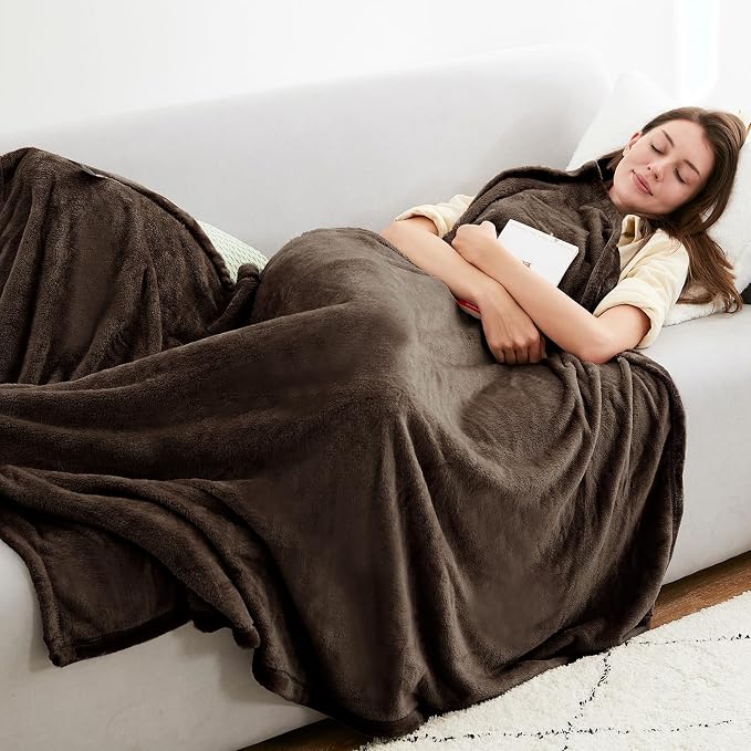 Hansleep Throw Brown Fleece Blanket, Soft Flannel Bed Blanket | Fuzzy Cozy Blanket 50x60 Inches, Multi-use for Bed, Sofa, Couch, Travel, Camping, All Season Warm Lightweight Cover