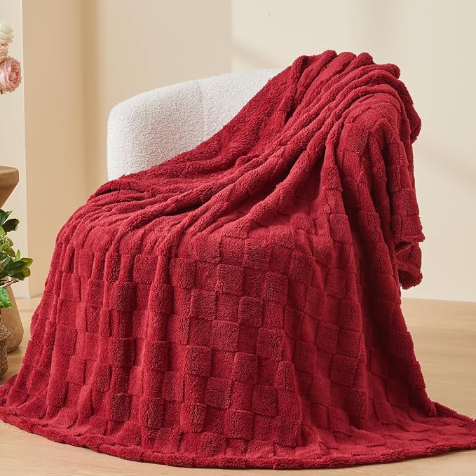 NEWCOSPLAY 3D Checkered Flannel Queen Blanket, Red Checkered, 90"x90" | Super Soft Cute Lightweight Decorative Premium Silky Fleece Blanket for Couch Sofa Bed, Gift for Women Men, All Season Use