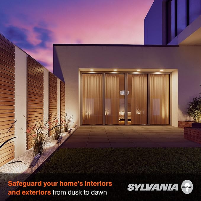 Sylvania Dusk to Dawn PAR38 LED Light Bulb with Auto On/Off Light Sensor, 120W=14W, 1250 Lumens, 5000K, Daylight - 4 Pack (41364)