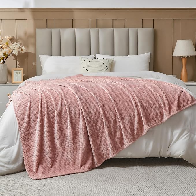 NEWCOSPLAY Fleece Leaves Pattern Twin Blanket, Dusty Pink, 60"x80" | Super Soft Throw Blanket, Lightweight Cozy Bed Sofa Blanket, Premium Silky Flannel Fleece, Travel Blanket for All Season Use