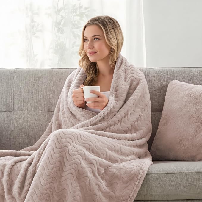 Exclusivo Mezcla Soft Fleece Blanket King Size, Cozy Lightweight Blankets with Decorative Wave Textured Suitable for All Season Use, Camel, 90x104 Inches | 90"x104" Breathable Lightweight Flannel Blanket for Summer, Plush Cozy Jacquard Wave for Home Decor