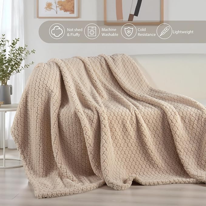 Exclusivo Mezcla Soft Fleece King Size Blanket for Bed, Camel | Jacquard Lightweight Cozy Bed Blanket, Breathable Decorative Fuzzy Textured All Season Use, 90x104 Inches