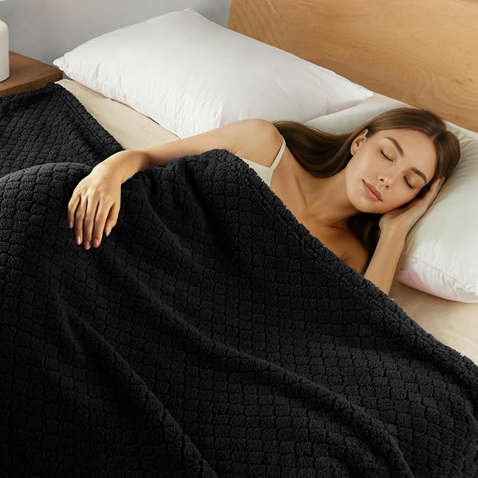 Exclusivo Mezcla Soft Fleece Twin Size Blanket for Bed, Black | Jacquard Lightweight Cozy Bed Blanket, Breathable Decorative Fuzzy Textured All Season Use, 60x80 Inches