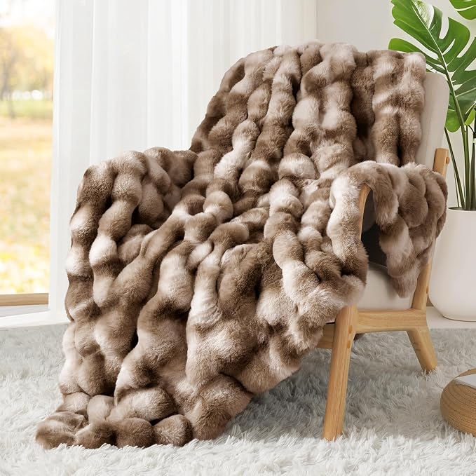 Luxury 1000GSM Faux Rabbit Fur Throw Blanket, Super Heavy Warm Cozy Brown Blankets for Couch Bed Sofa, Ruched Plush Fuzzy Elegant Soft Reversible Mink Blanket for Living Room Bedroom