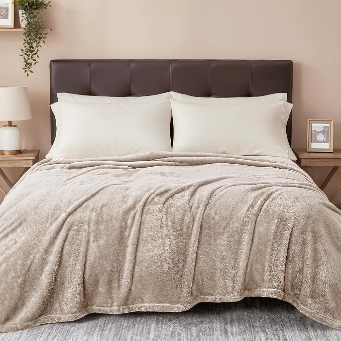 Exclusivo Mezcla Fuzzy Plush Fleece Bed Blanket King Size, Camel | 104x90 Inches, Super Soft and Cozy Bed Blanket, Fluffy Decorative Bedding for Livingroom, Bedroom, All Season