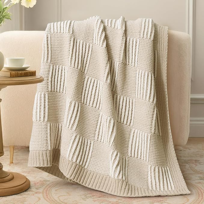 Knit Throw Blanket, Soft Chenille Cozy Breathable Dual Tone Checkered Chunky Decorative Blanket for Couch, Bed & Sofa, French-Inspired Lightweight Warm Gift for Women, Beige, 50"x60"