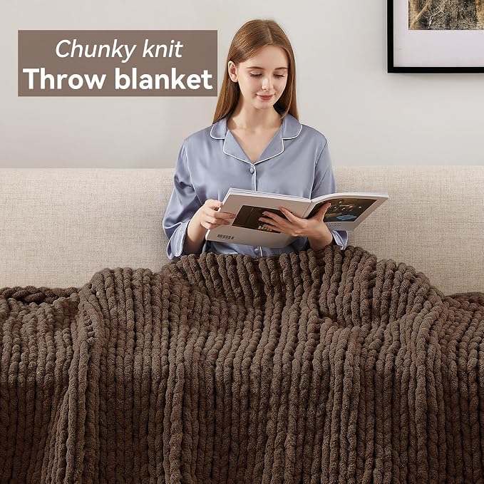 Negwoo Chunky Knit Throw Blanket, Knitted Throw Chenille Yarn, 40"*50" | Soft Thick Cable Knitted Blankets, Handmade Big Thick Blanket, Machine Washable Cute Comfy Blanket for Home Decor, Dark brown