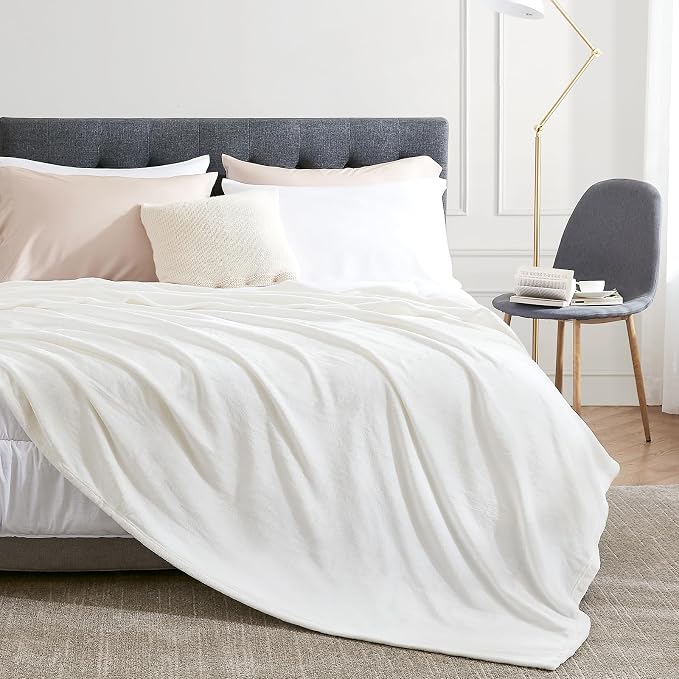 Hansleep King White Fleece Blanket, Soft Flannel Bed Blanket | Fuzzy Cozy Blanket 90x108 Inches, Multi-use for Bed, Sofa, Couch, Travel, Camping, All Season Warm Lightweight Cover