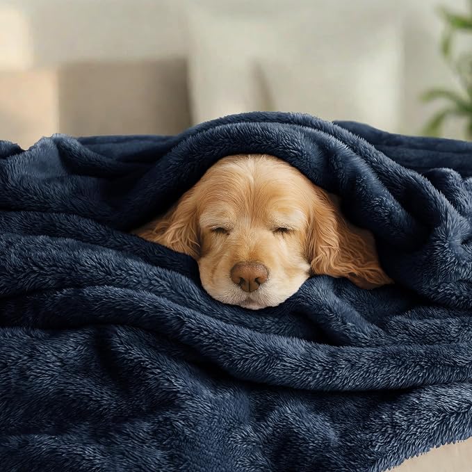 Exclusivo Mezcla Fuzzy Plush Fleece Bed Blanket Twin XL Size, Navy Blue | 90x66 Inches, Super Soft and Cozy Bed Blanket, Fluffy Blanket for Bed, College Dorm Room Essentials, All Season