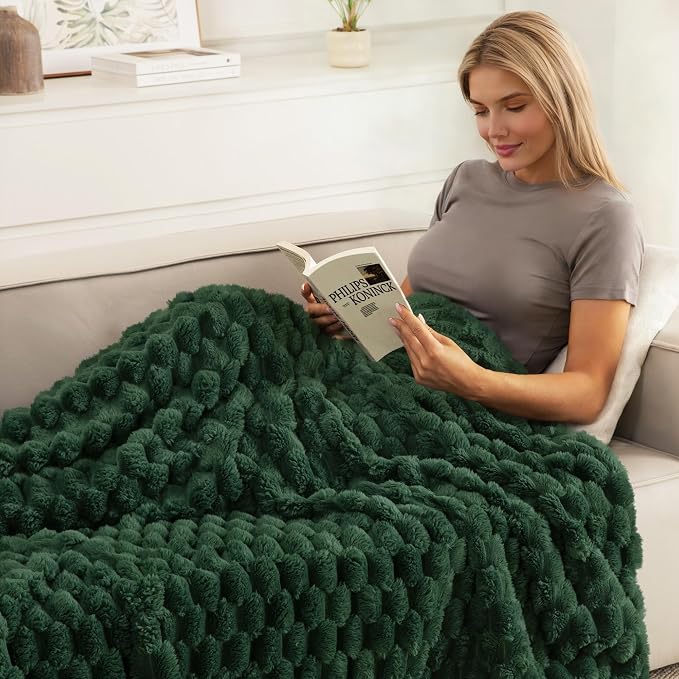 Whale Flotilla Soft Fleece Queen Size Bed Blanket 3D Jacquard Emerald Green | Lightweight Breathable Coverlet Bedspread for All Seasons, Super Cozy Plush Fluffy Fuzzy Decorative Blanket for Bed, 90"x90"