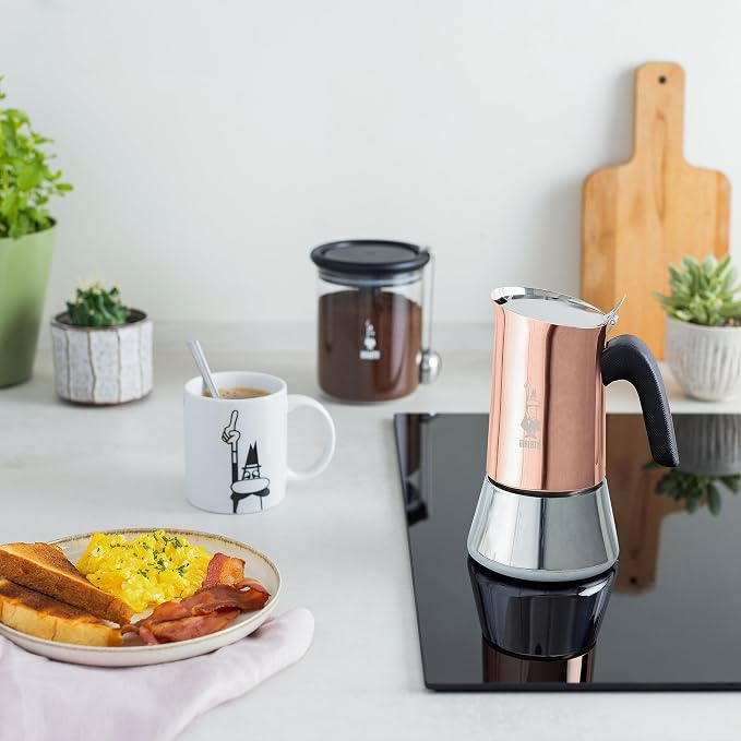 Bialetti - New Venus Induction, Stovetop Coffee Maker, Suitable for all Types of Hobs, 18/10 Steel, 4 Cups (5.7 Oz), Aluminum, Copper