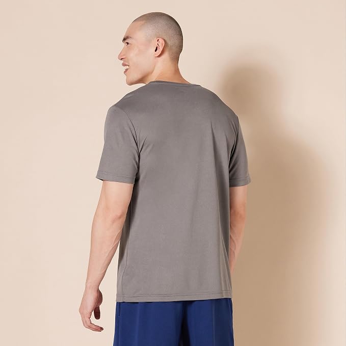 Amazon Essentials Men's Moisture Wicking Breathable Active Performance Tech Gym T-Shirts, Pack of 2