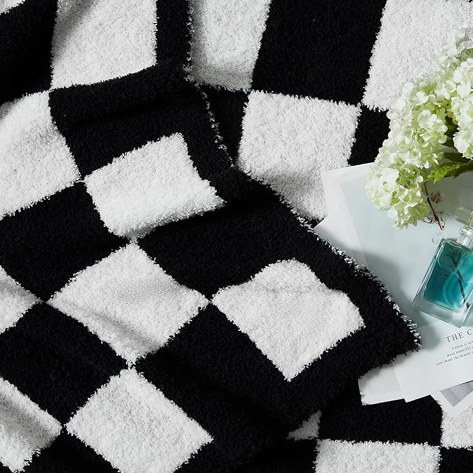 Soft Twin Size Checkered Blanket for Bed-Cozy Knitted Blankets | Lightweight Fluffy Warm Decor for Women, Mom, Her & Girls, Sofa, Chair, Couch, 60x80in,Black and White