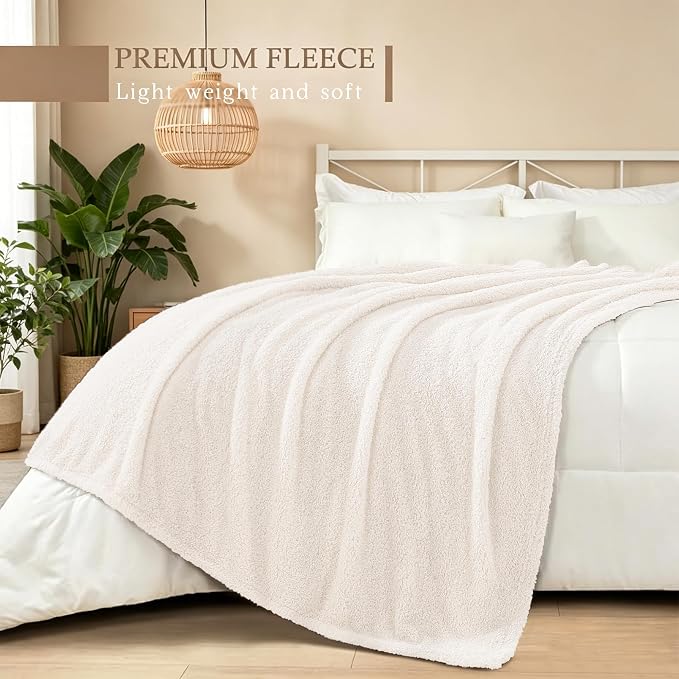 Exclusivo Mezcla Fleece Bed Blankets Queen Size for Bed, 90" x 90" | Super Soft and Cozy Fluffy Blanket for Women, Lightweight and Fuzzy Bedding for Bedroom , All Season, White