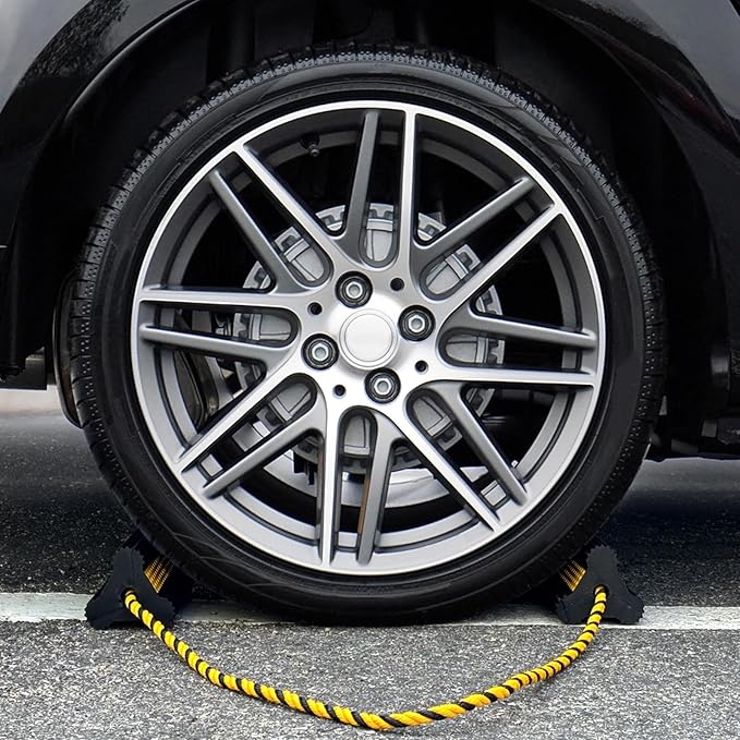 OULEME Heavy Duty Rubber Wheel Chocks, 2 Pair, Non-Slip Tire Stopper Blocks with Rope, for RV Camper Travel Trailers Motorhome Aircraft Car Truck