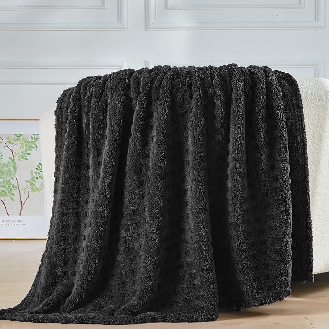 NEWCOSPLAY 3D Waffle Checkered Flannel King Blanket, Black, 90"x110" | Super Soft Cute Lightweight Decorative Premium Silky Fleece Blanket for Couch Sofa Bed, Gift for Women Men, All Season Use