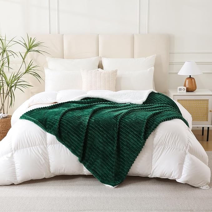 Green Sherpa Fleece Throw Blanket 60”×80”for Couch Sofa Bed | Double Side Soft Fuzzy Cozy Plush Thick Flannel Blanket with Striped Design Gift for Adults,Woman