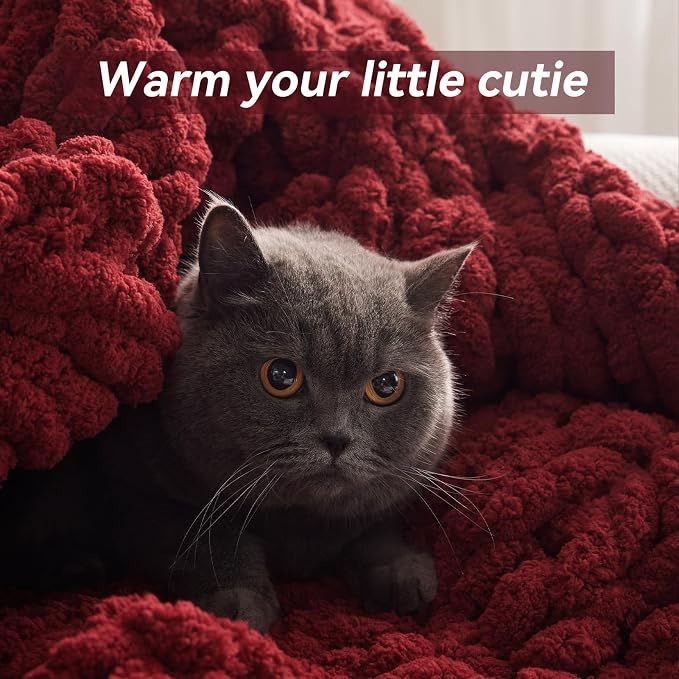 Negwoo Chunky Knit Throw Blanket, Knitted Throw Chenille Yarn, 50"*60" | Soft Thick Cable Knitted Blankets, Handmade Big Thick Blanket, Machine Washable Cute Comfy Blanket for Home Decor, Red