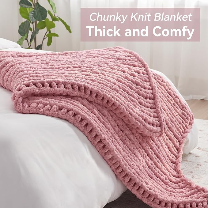Negwoo Chunky Knit Throw Blanket, 50''*60'' Knitted Throw Chenille Yarn for Bed Couch, Handmade Light Pink Crochet Big Thick Blanket, Machine Washable Cute Comfy Blanket for Home Decor