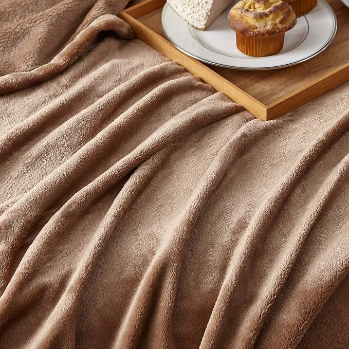 Hansleep King Camel Fleece Blanket, Soft Flannel Bed Blanket | Fuzzy Cozy Blanket 90x108 Inches, Multi-use for Bed, Sofa, Couch, Travel, Camping, All Season Warm Lightweight Cover