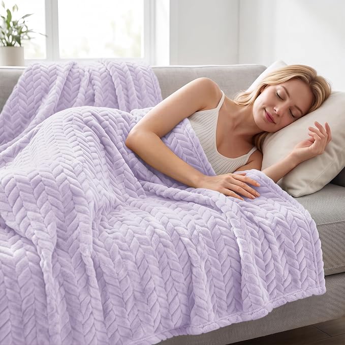 Exclusivo Mezcla Soft Fleece Bed Blanket Queen Size, 90”x90”, Lilac Purple | Cozy Fluffy Lightweight Blankets for Summer, Decorative Plush Flannel Throws for Living room, Bedroom with Leaves Pattern