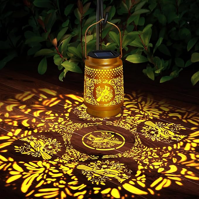 Cardinal Solar Lanterns Outdoor Waterproof Hanging Solar Lights, Cardinal Garden Decor Birthday Gifts for Women Mom, Hanging Metal Garden Lights for Yard Patio Lawn Landscape Christmas Gifts