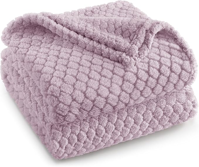 Exclusivo Mezcla Soft Fleece Twin Size Blanket for Bed, Lilac Purple | Jacquard Lightweight Cozy Bed Blanket, Breathable Decorative Fuzzy Textured All Season Use, 60x80 Inches
