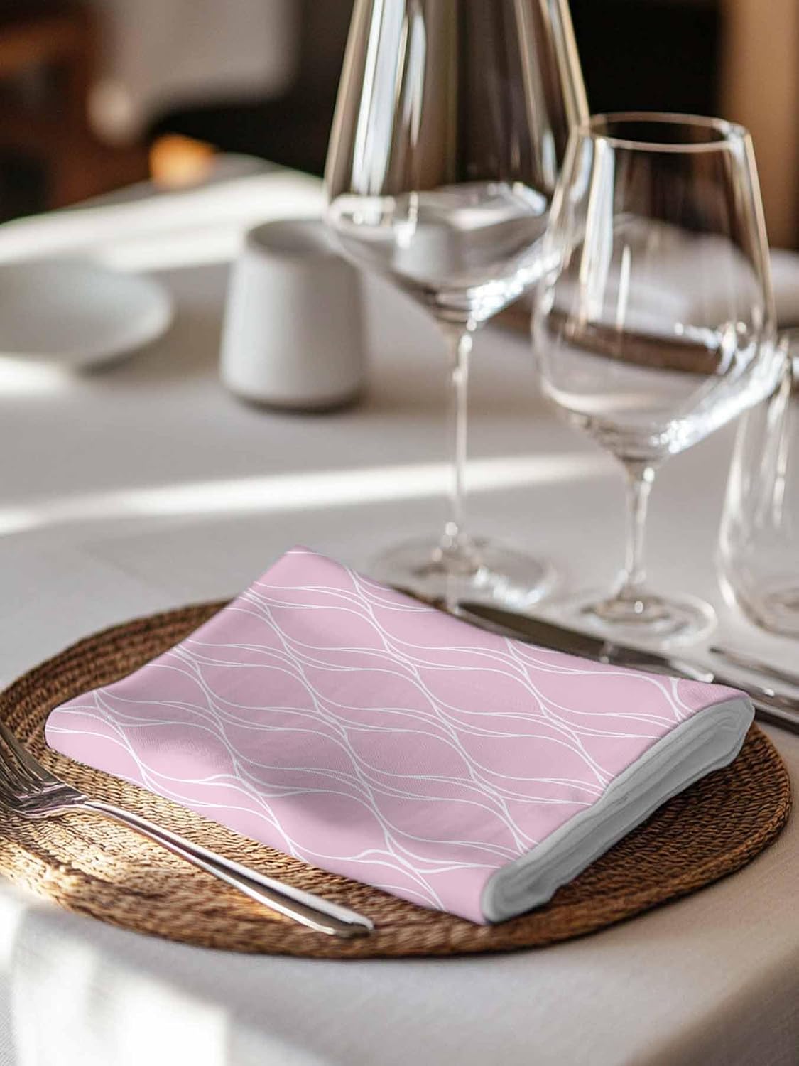 Pink Stripes Line Cloth Napkins, Country Abstract Art Waves Striped Classic Washable Dinner Napkins, Square Napkins Cloth for Dinner Birthday Holiday Party Restaurant, 20"x20", 2PCS