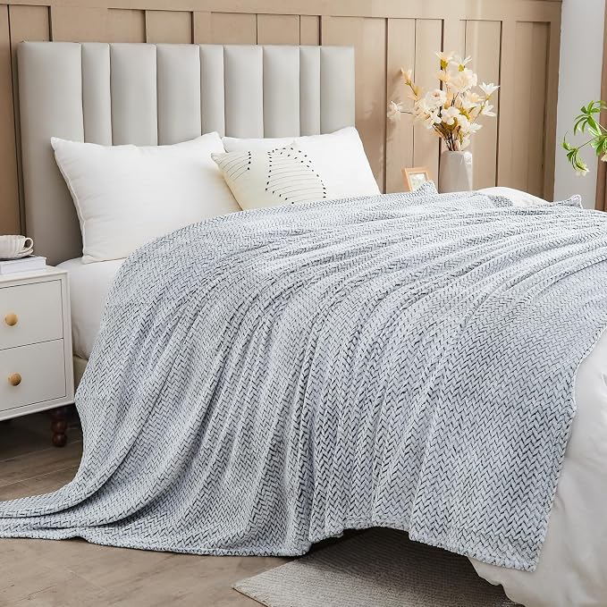 NEWCOSPLAY Fleece Leaves Pattern Twin Blanket, Frosty Dark Grey, 60"x80" | Super Soft Throw Blanket, Lightweight Cozy Bed Sofa Blanket, Premium Silky Flannel Fleece, Travel Blanket for All Season Use