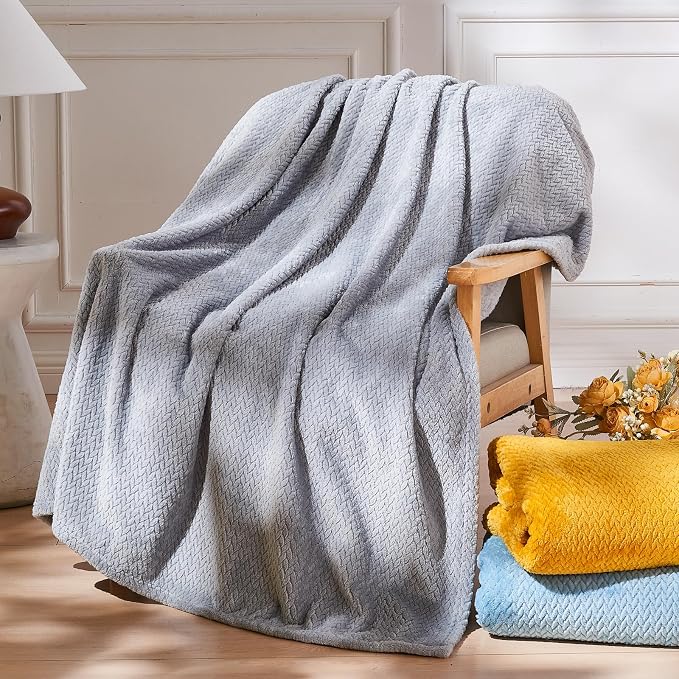 NEWCOSPLAY Fleece Leaves Pattern Twin Blanket, Grey, 60"x80" | Super Soft Throw Blanket, Lightweight Cozy Bed Sofa Blanket, Premium Silky Flannel Fleece, Travel Blanket for All Season Use